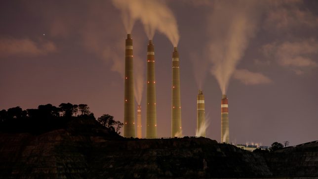 ADB sets plan to retire coal-fired power plants in the Philippines, Indonesia
