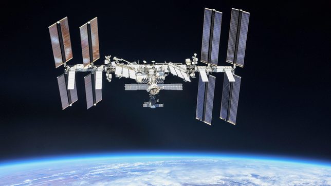 Citing debris risk, NASA delays space walk to fix space station antenna