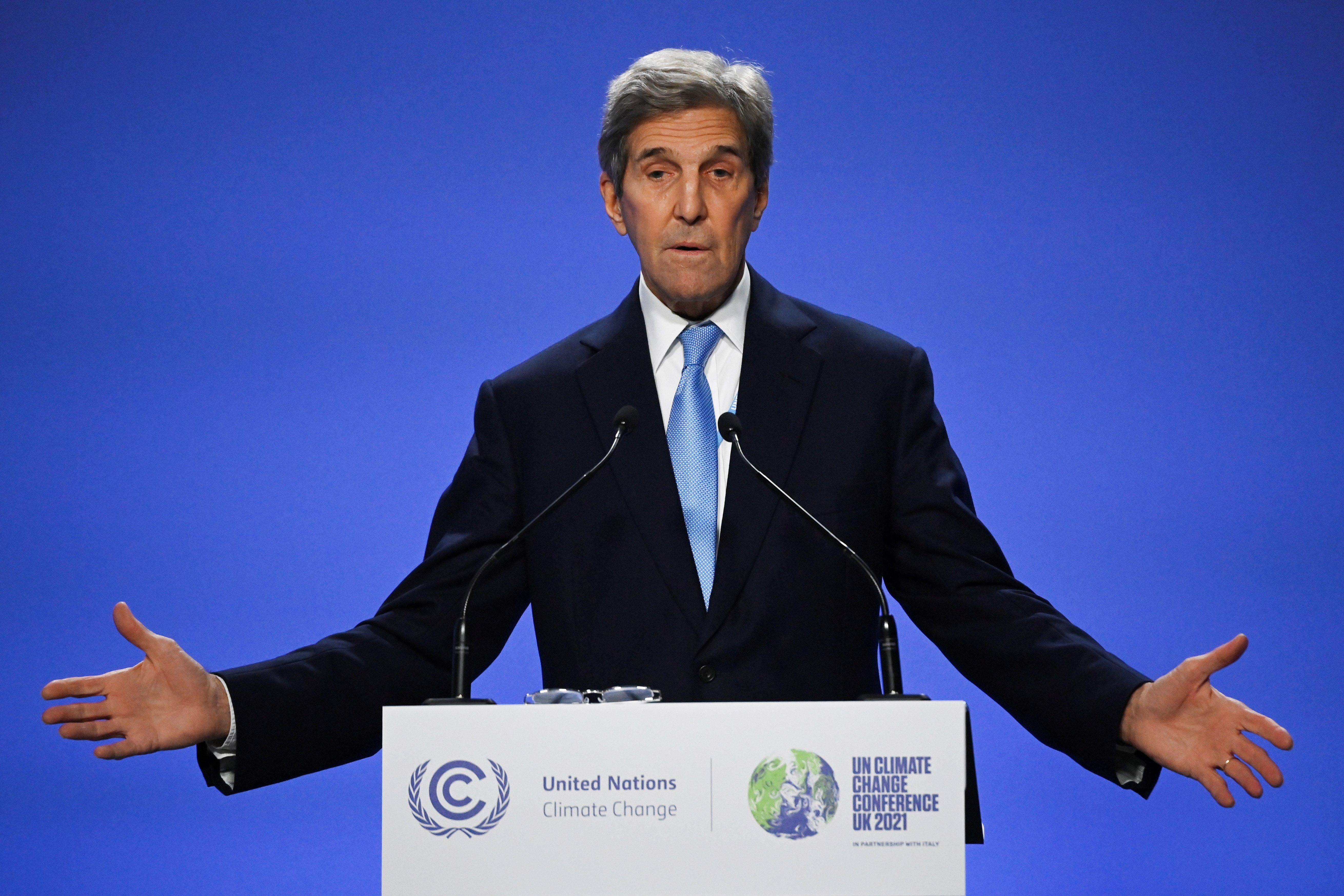 US and China unveil emissions deal in bid to save UN climate talks