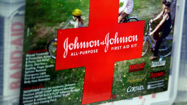 J&J to spin off consumer products, focus on pharmaceuticals