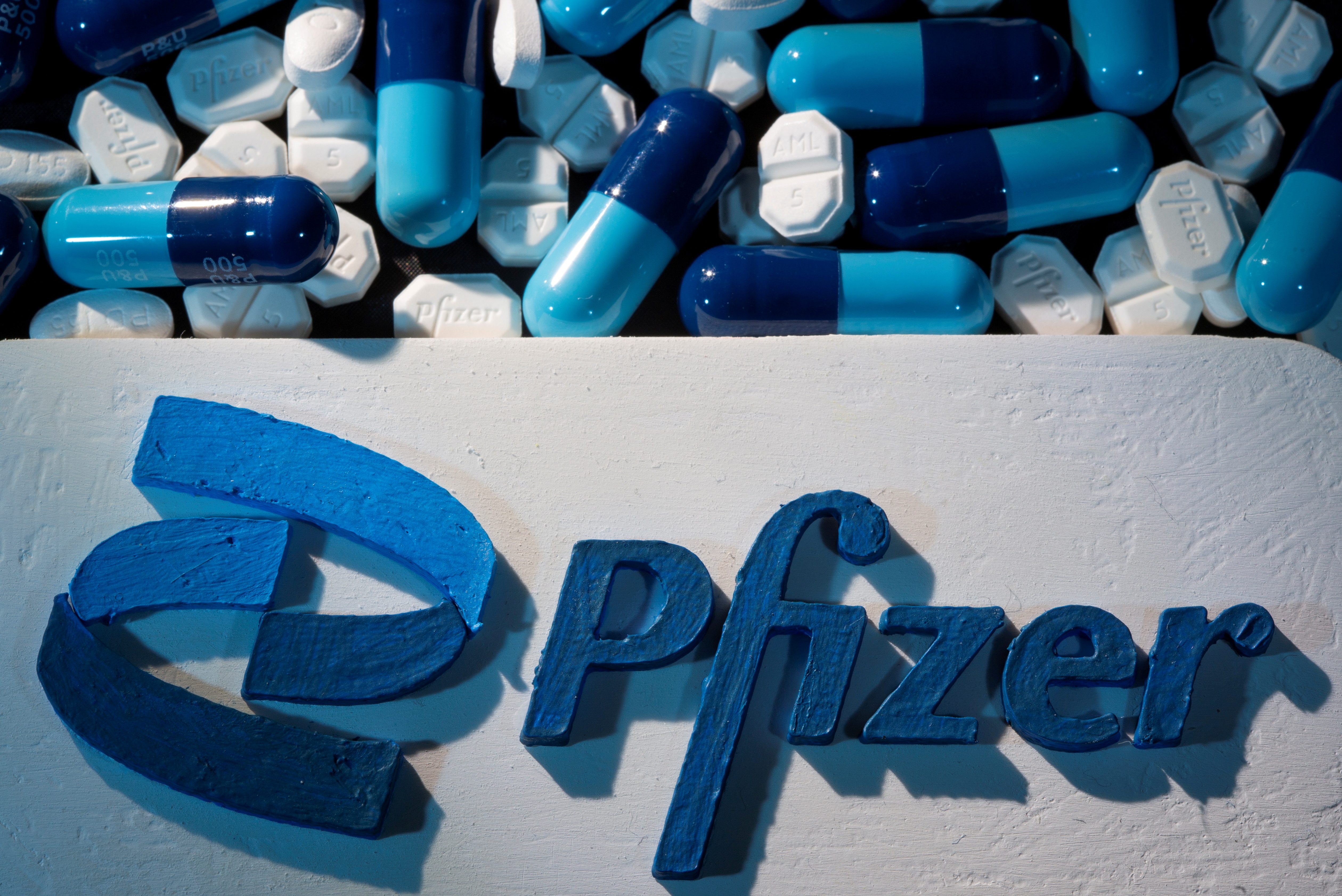 Pfizer says antiviral pill cuts risk of severe COVID-19 by 89%