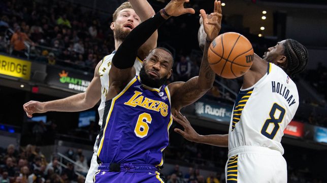 LeBron scores season-high 39 as Lakers escape Pacers in OT