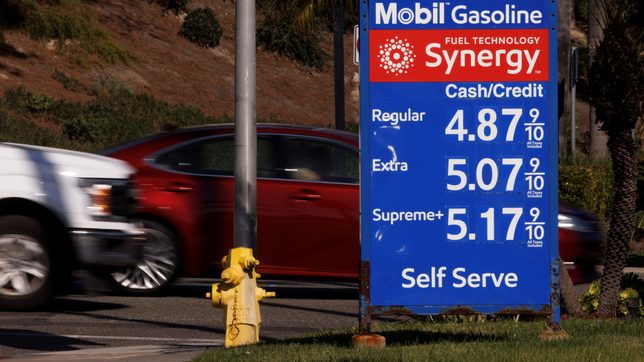 Surging gasoline, food prices fan US inflation; labor market tightening