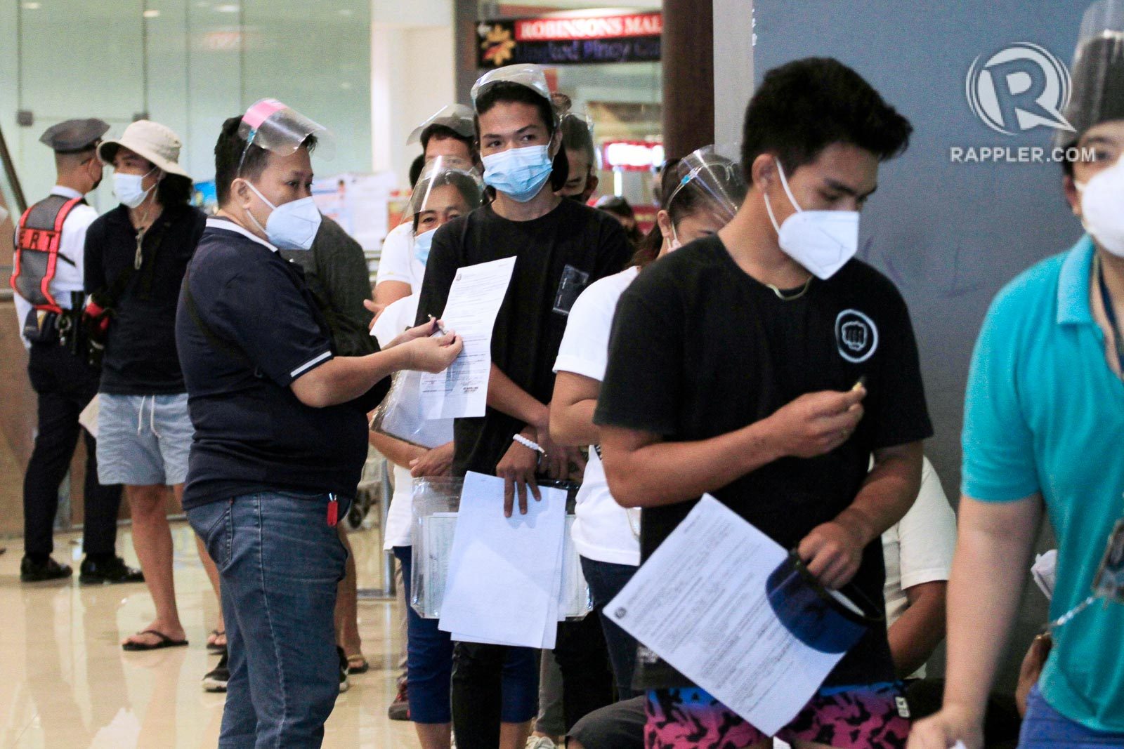 Face shields no longer required in Cebu City