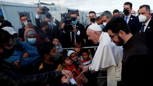 Don’t exploit migrants for politics, Pope Francis says on refugee island