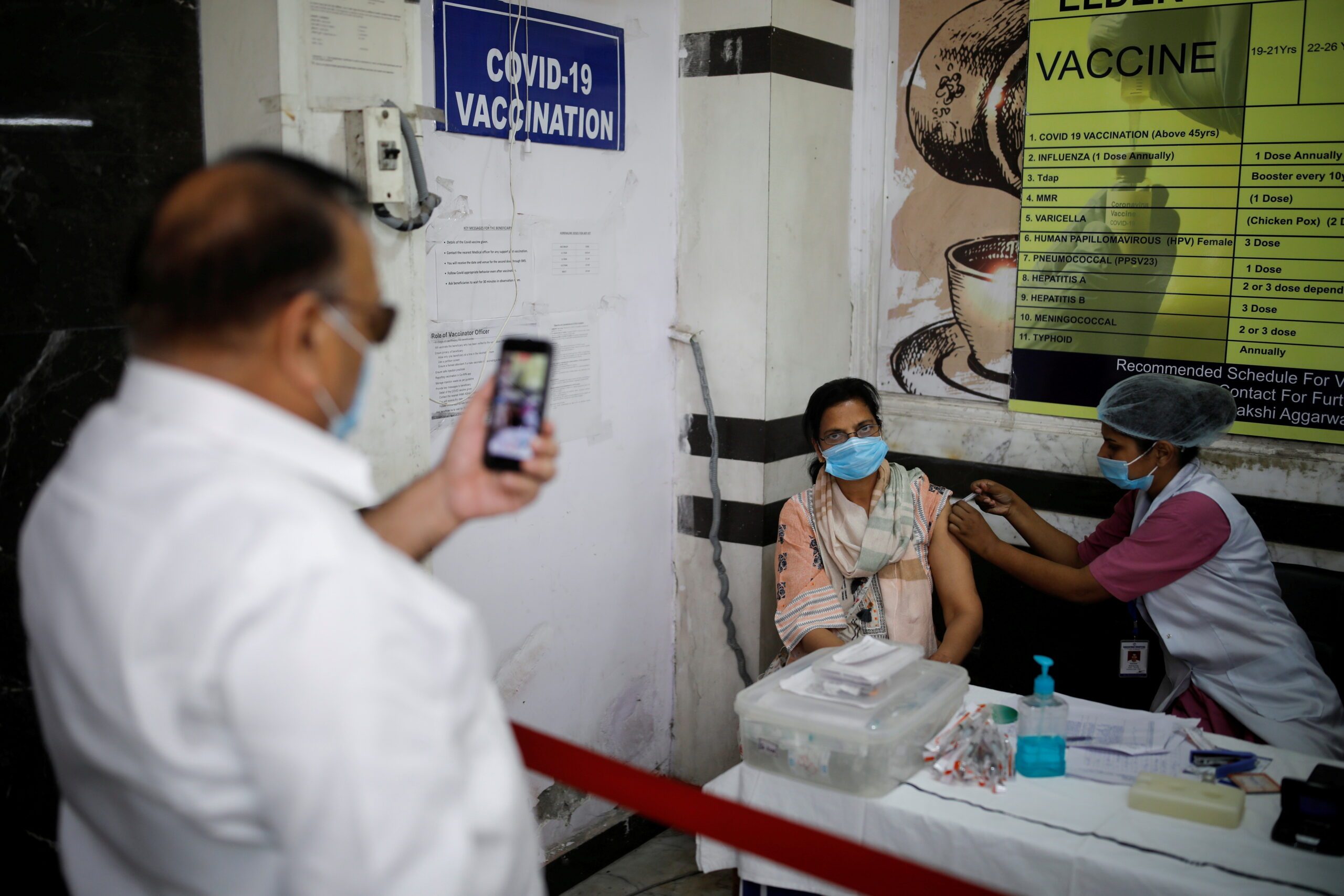 India’s Omicron cases mild, vaccine boosters not a priority – government