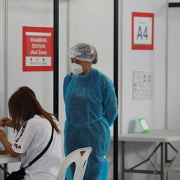 Singapore tightens COVID-19 curbs after seeing record infections