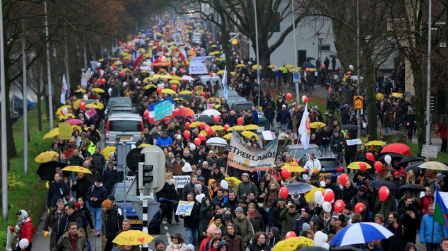 Thousands protest over Dutch coronavirus restrictions