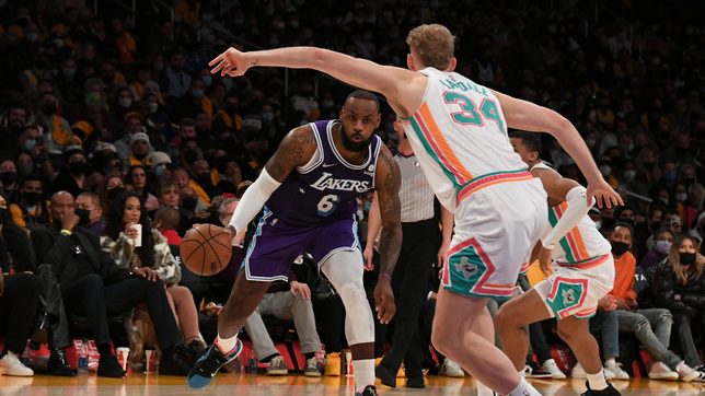COVID-ravaged Lakers, Nets limp into marquee Christmas game