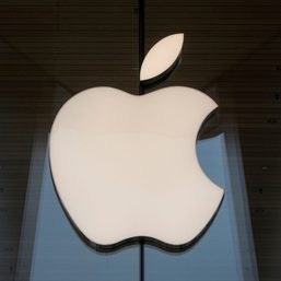 Amsterdam police end hostage taking at Apple flagship store
