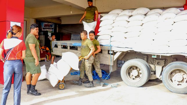 Eastern Visayas LGUs, groups send aid to Southern Leyte in time for Christmas