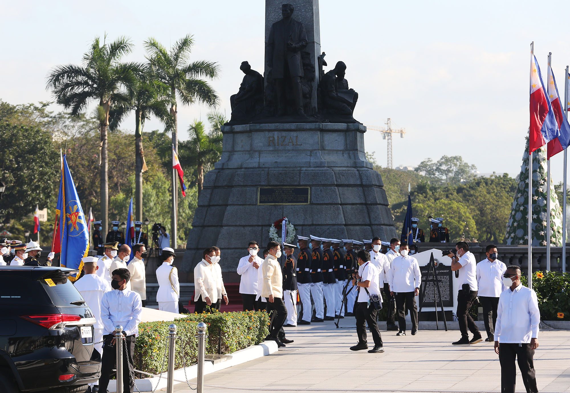On Rizal Day, Duterte again hails ‘modern-day heroes’ in pandemic fight