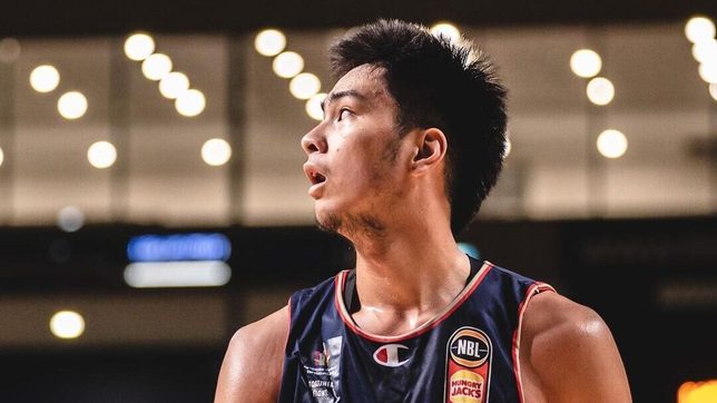 Adelaide rules Kai Sotto out of pro season debut due to knee soreness