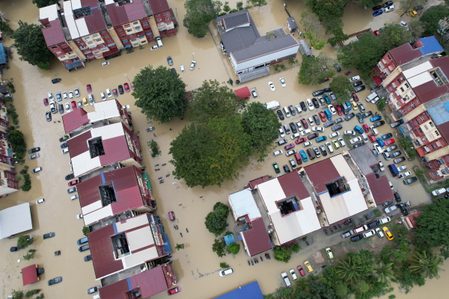 Malaysian manufacturers fear heavy losses from floods