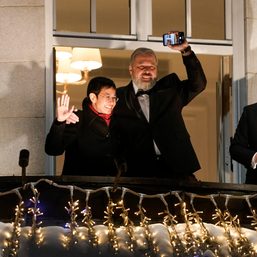 Oslo crowds honor Maria Ressa, Dmitry Muratov in Nobel torchlight parade