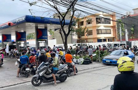 Cebu governor sets cap on fuel purchases to prevent hoarding