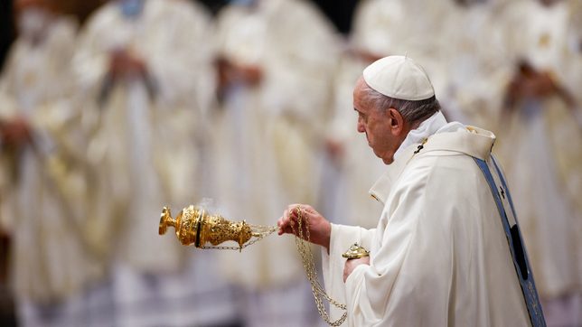Violence against women insults God, Pope says in New Year’s speech