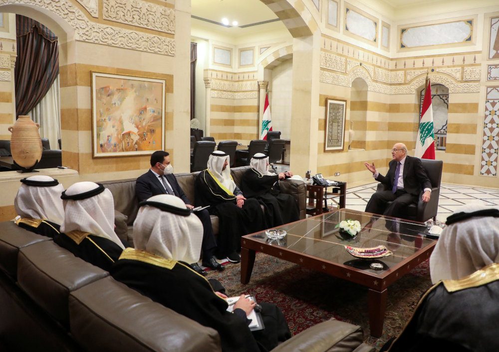 Kuwaiti minister visits Beirut in first Gulf Arab trip since rift