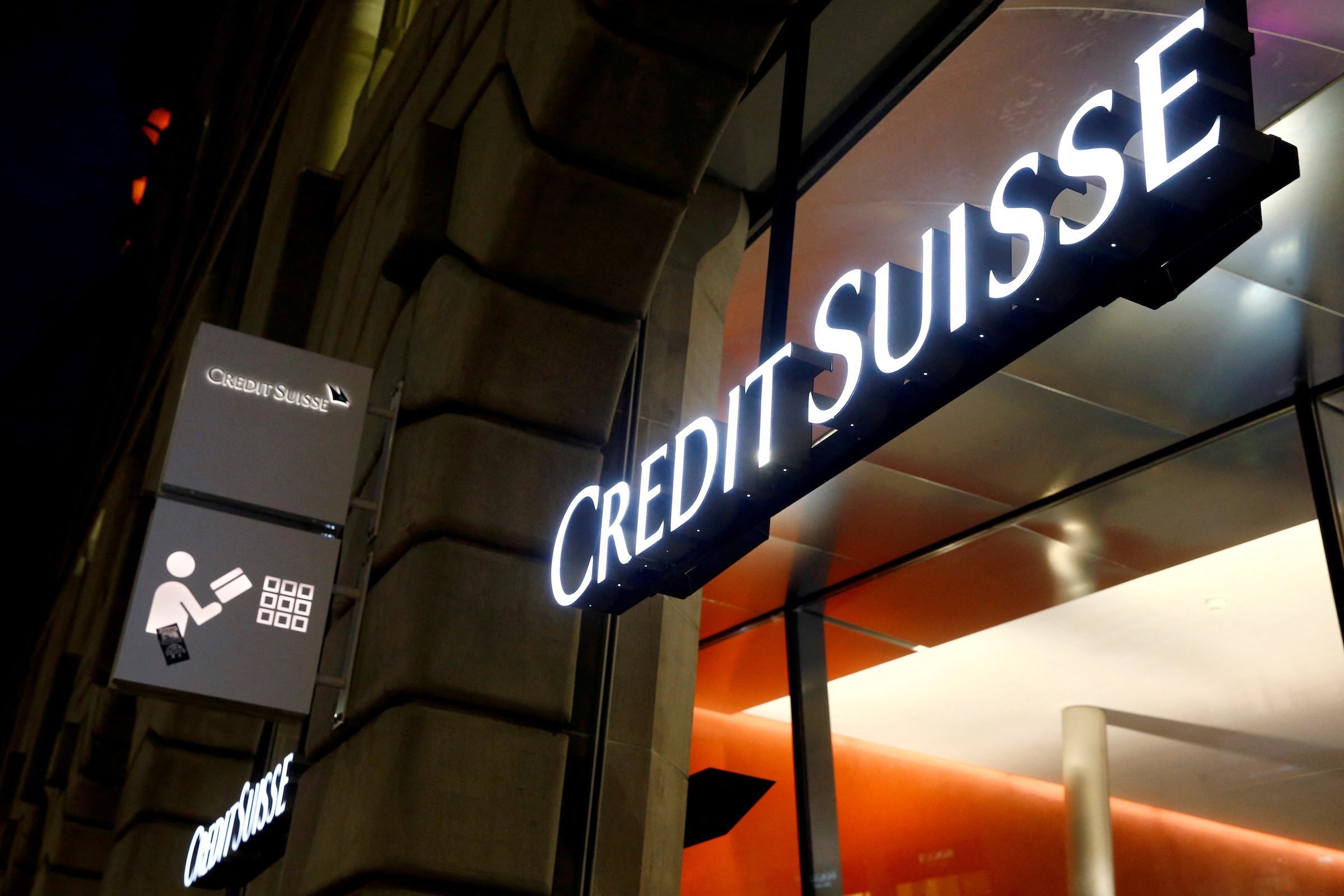 Credit Suisse’s problems mount as lender warns of Q4 2021 loss