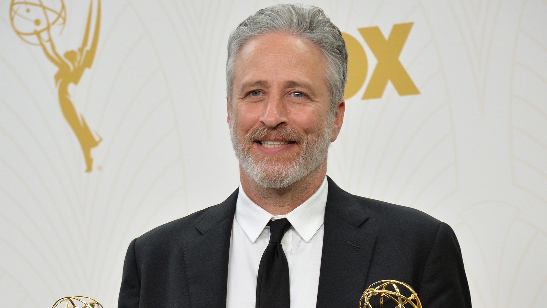 Comedian Jon Stewart feted for humor, advocacy with Mark Twain Prize