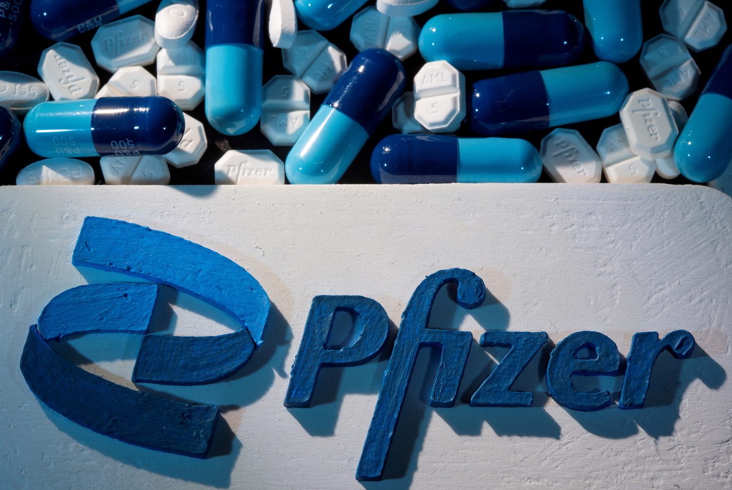 Pfizer to cut US sales staff as meetings with healthcare providers move to virtual
