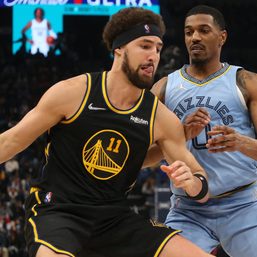 Curry sizzles for 46 as Warriors beat Grizzlies