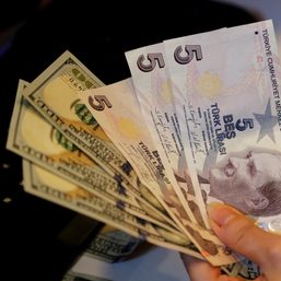 Free-falling lira puts Turkey in balance of payments danger