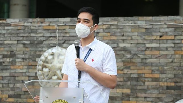 Mayor Vico Sotto tests positive for COVID-19
