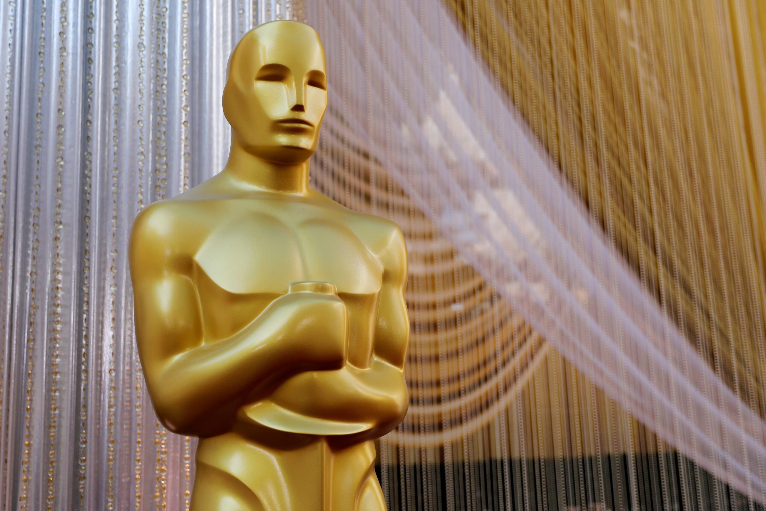Oscars will require COVID-19 tests for all guests and vaccines for most