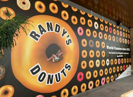 LA’s Randy’s Donuts to open first branch in Metro Manila