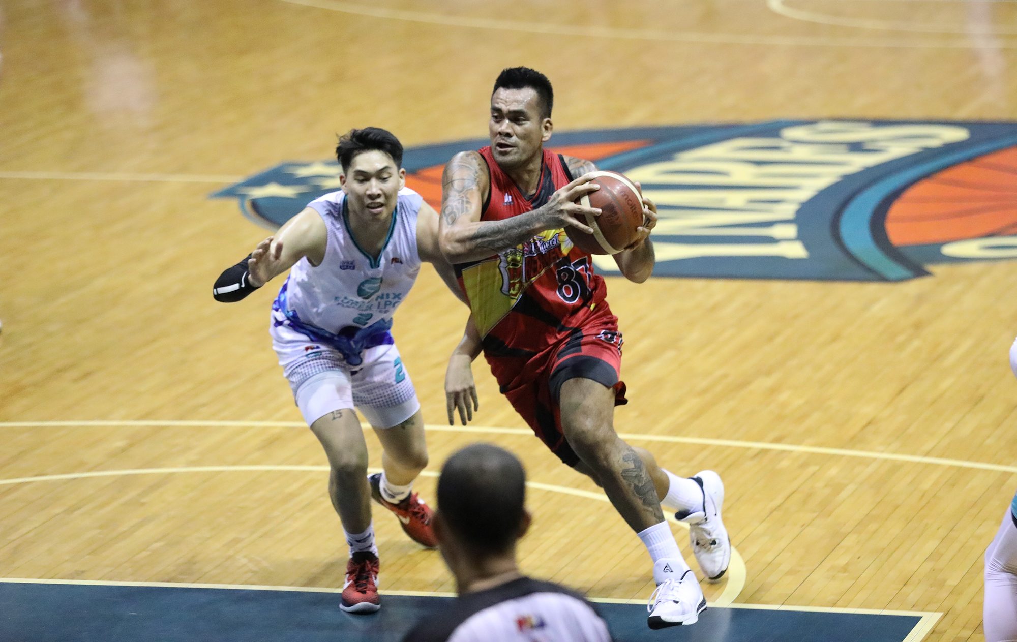 Vic Manuel comes up clutch over old Phoenix team as San Miguel enters top 4