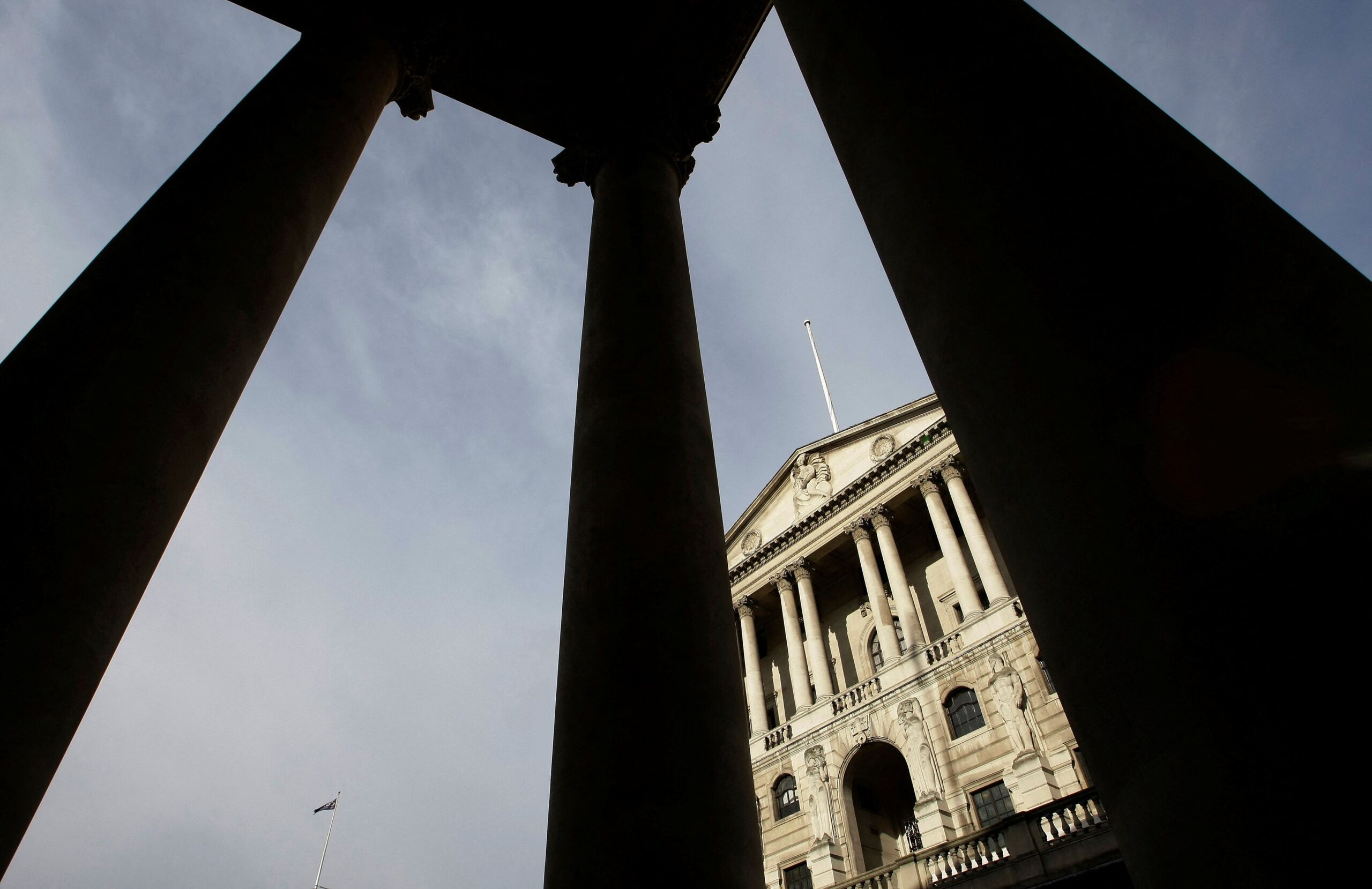 Bank of England calls for wage restraint to keep grip on inflation