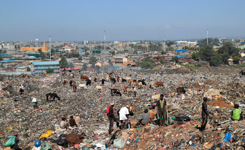 At Kenya’s biggest dump, urgent calls for a global plastics treaty