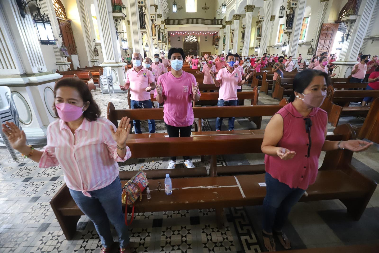 ‘PINK LOVE’: Iloilo leaders reaffirm support for Robredo presidential bid