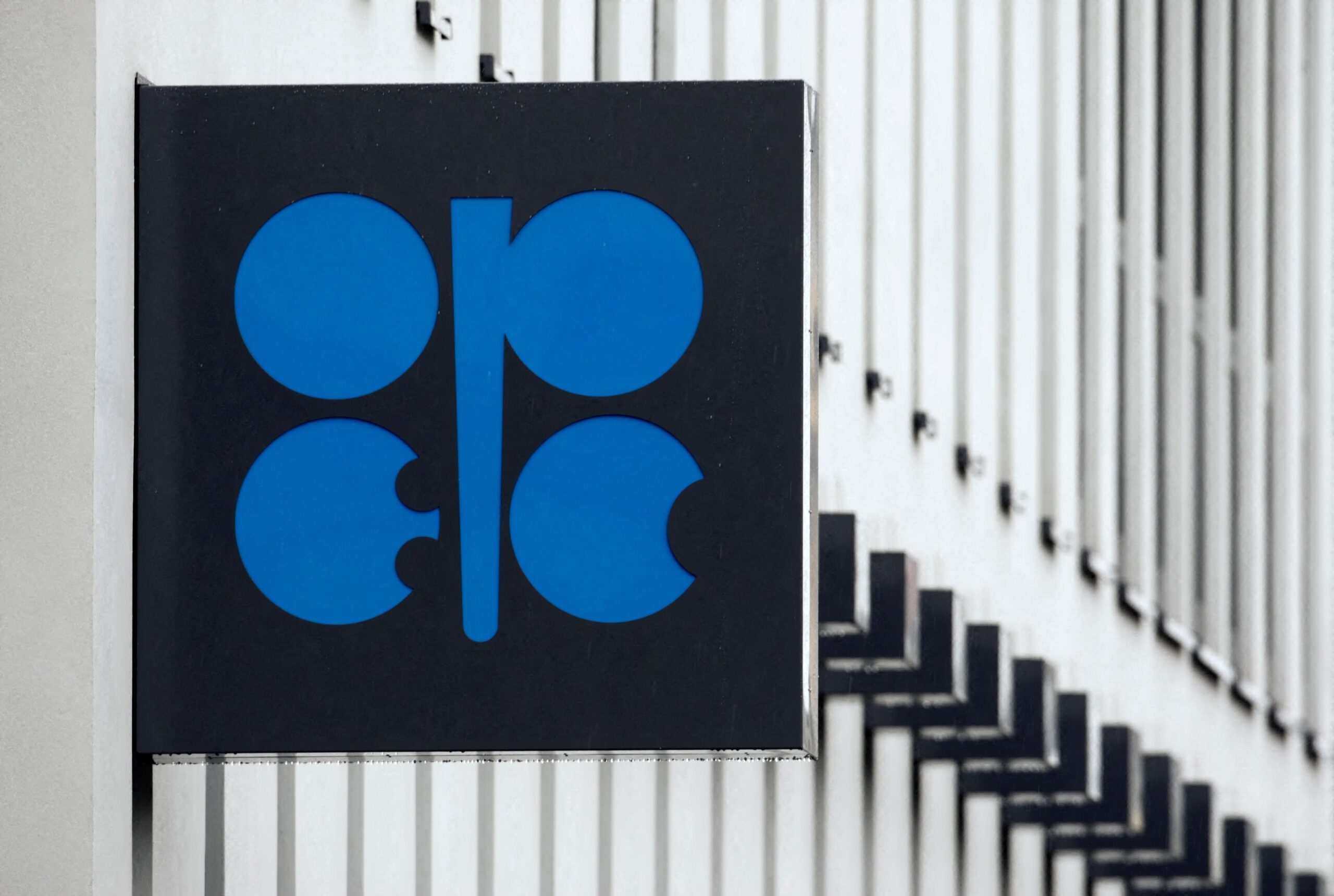 OPEC+ sticks to planned output rises despite oil price rally