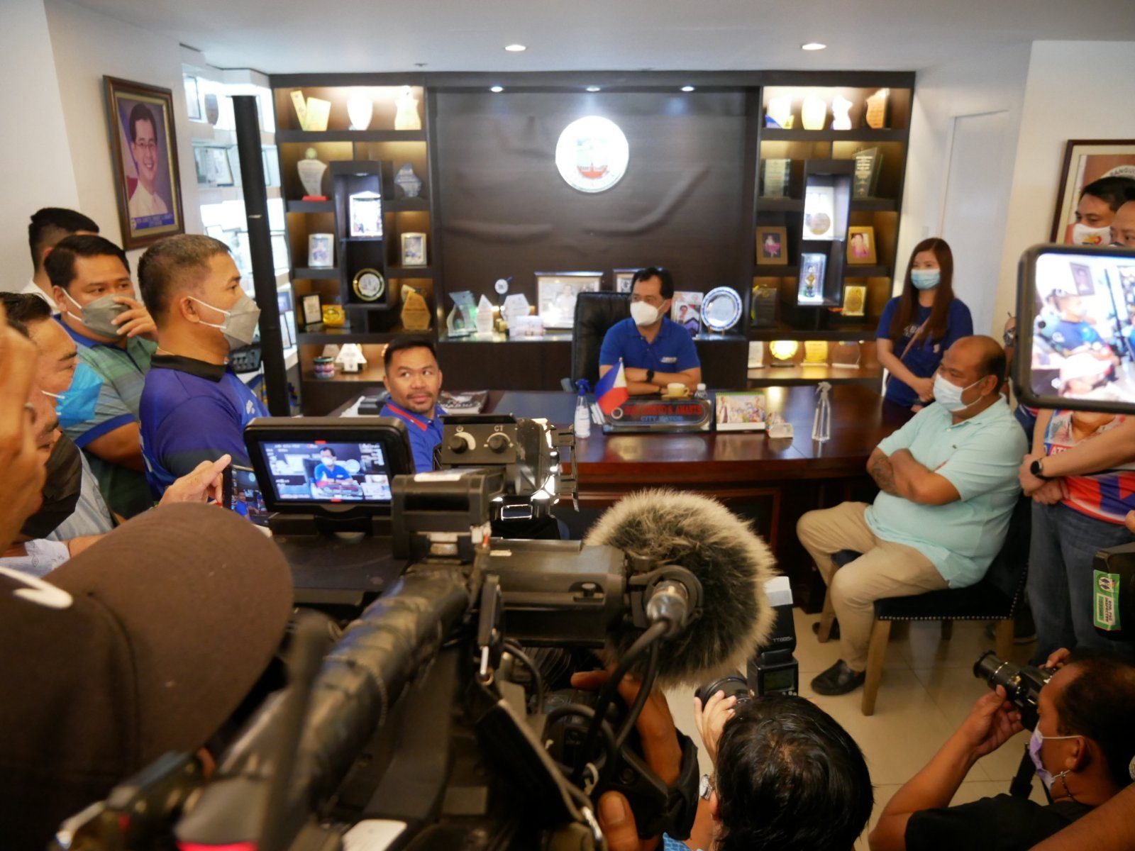 Pacquiao gets ‘surprise endorsement’ from San Pablo Mayor Amante