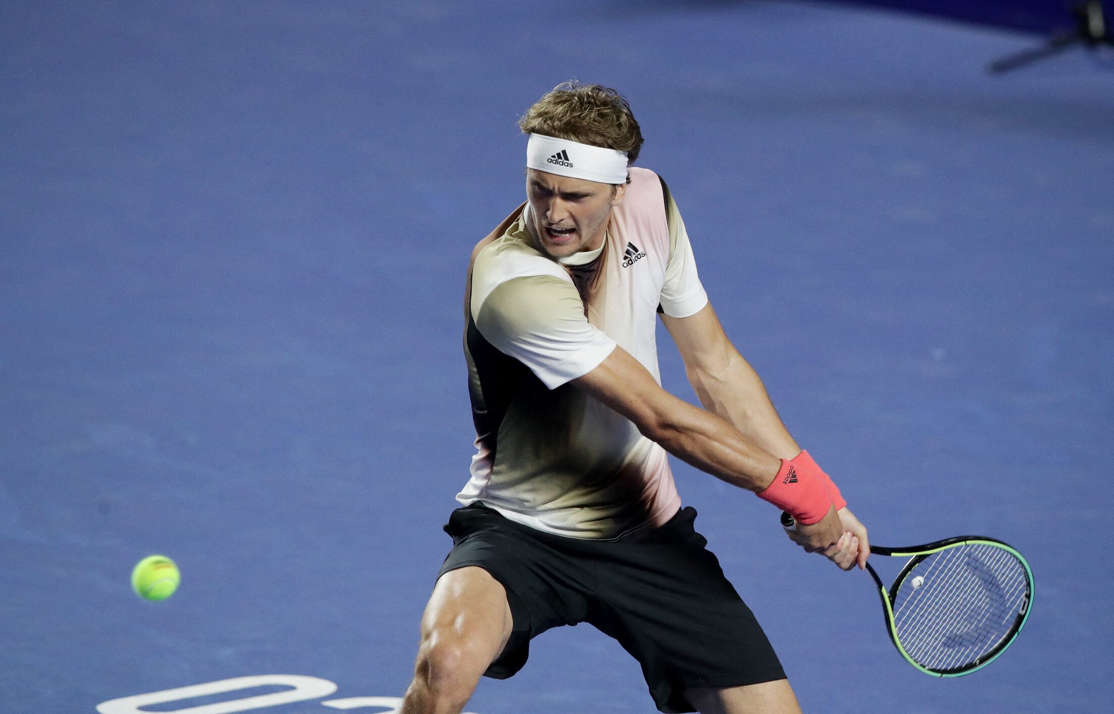 Zverev seals win just before 5 am in latest ever finish