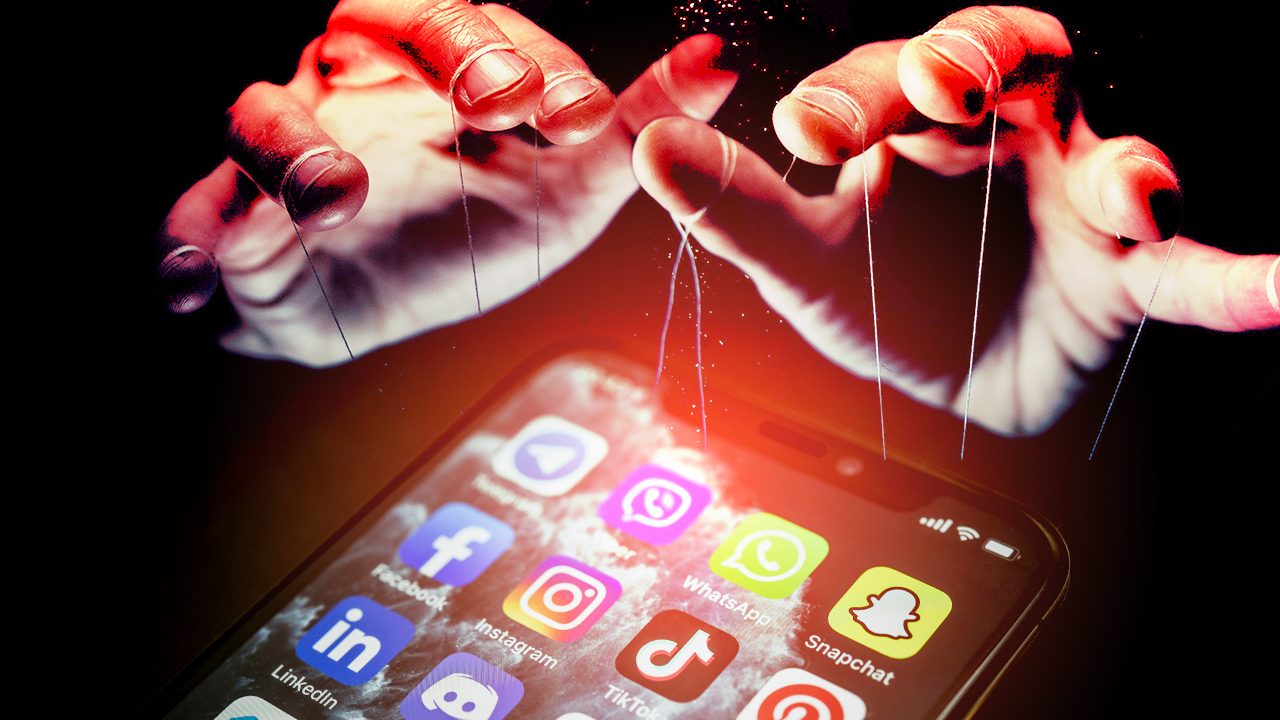 Study finds signs of ‘networked political manipulation’ on social media