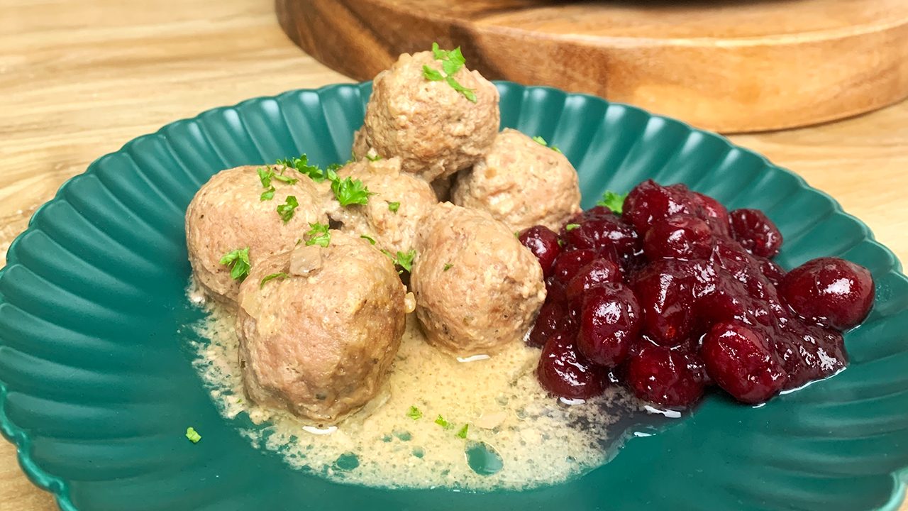 [Kitchen 143] A copycat recipe of your favorite Swedish meatballs – and more