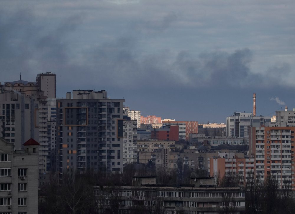 Russia strikes Kyiv for first time in weeks; Ukraine touts counterattack in east