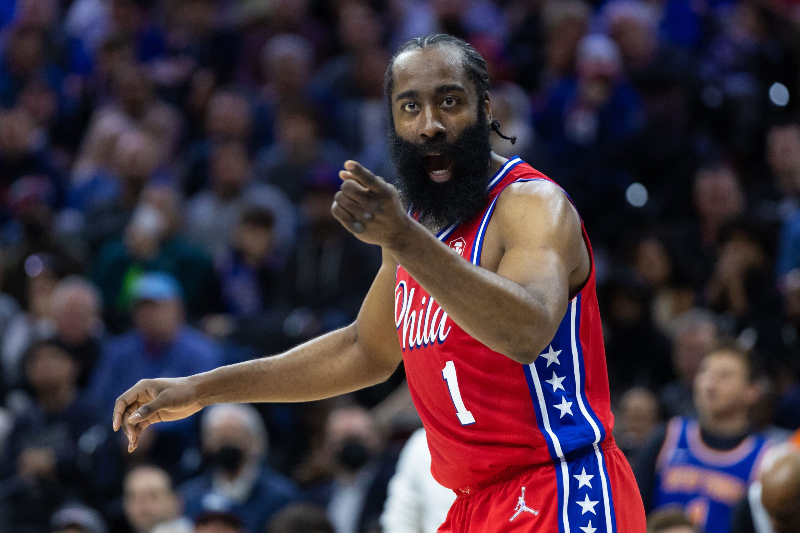 Sixers rout Knicks, stay unbeaten with James Harden in lineup