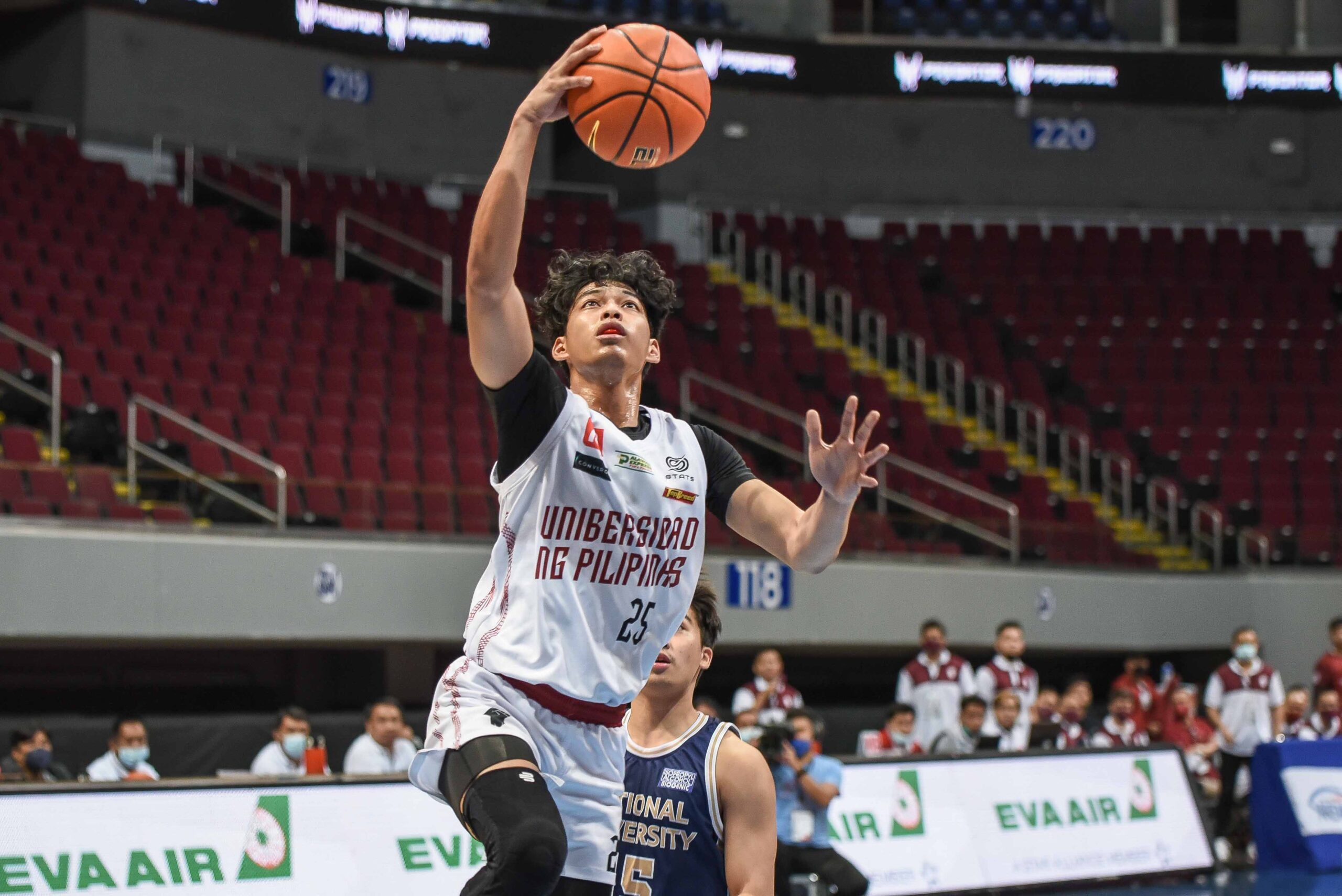 Ricci Rivero sparks late UP rally over NU as Maroons start win streak