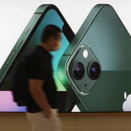 Snap pushes into augmented reality shopping, unveils flying camera