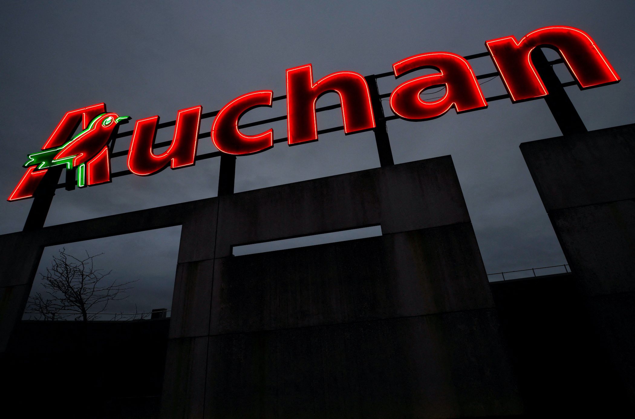 French retailer Auchan plans to remain in Russia, Ukraine calls for boycott