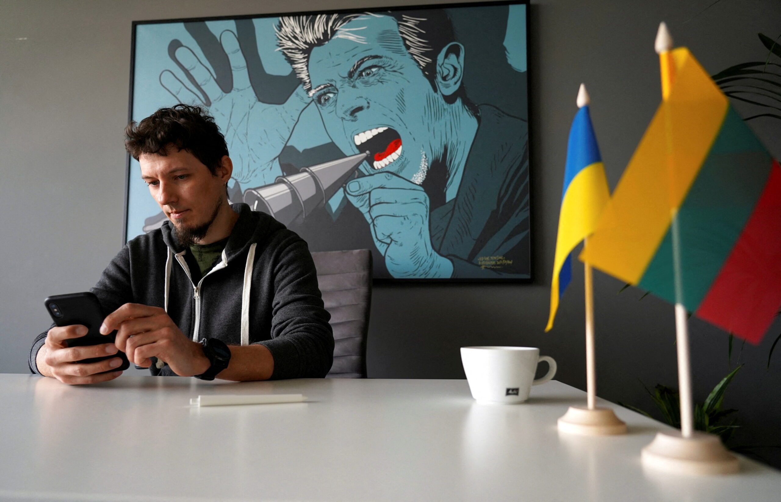Lithuania project fights Kremlin view of Ukraine conflict one phone call at a time