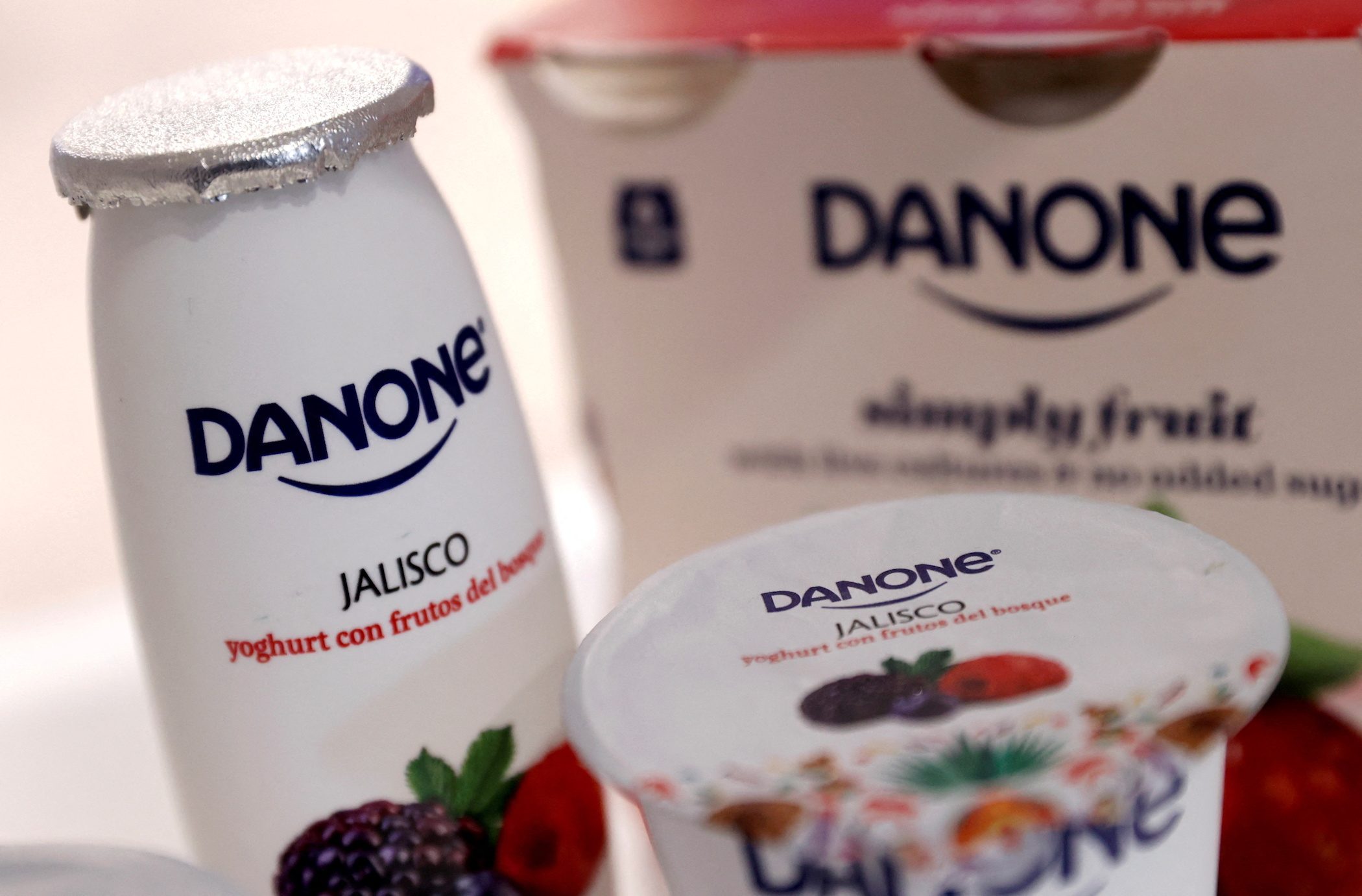 French employers’ group boss defends Auchan, Danone staying in Russia
