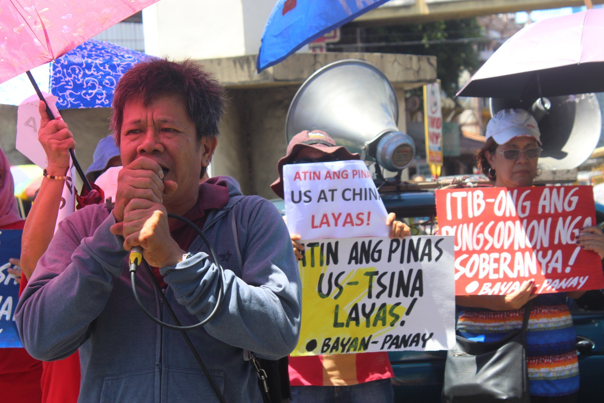 Red-tagged activist leader Elmer Forro arrested in Iloilo