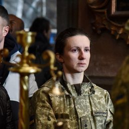 Ukrainian refugees hope for peace, but more expected to flee