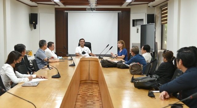Isko Moreno talks to SpaceX about satellite internet tech for Manila