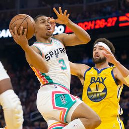 Spurs knock off road-weary Nuggets